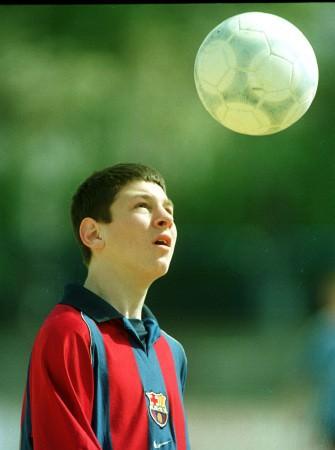 Messi başarılı oyununu 2009 yılında FİFA Dünyanın En İyi Futbolcusu ödülünü alarak taçlandırdı.