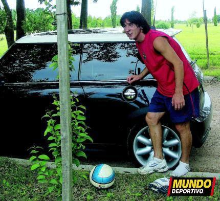 Futbol topu her zaman Messi'yle...