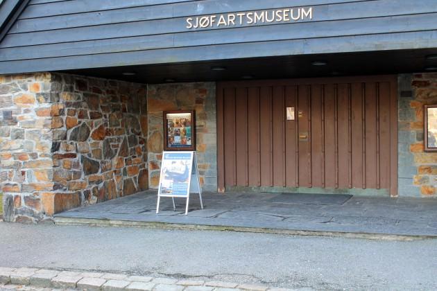 Teşekkürname, 1885'te dönemin Osmanlı hükümeti tarafından, iki ülke arasında kıymetli posta taşıyan H.J Hengelsen adlı Norveçli denizciye verilmiş.  Teşekkürnamede Hengelsen'in boğazları toplam 150 defa geçtiği belirtiliyor.