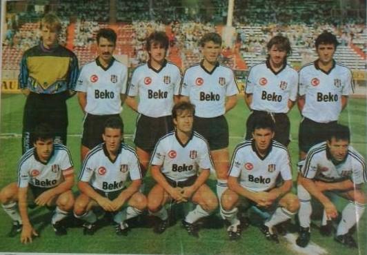 <p>Bırakın Beşiktaşlıları, futbolla ilgilenen hemen hemen herkesin ezbere sayabildiği bir kadro... Bako, Kadir, Ali, Gökhan, Metin, ulvi, Rıza, Mehmet Özdilek, Feyyaz, Zeki, Recep... </p>