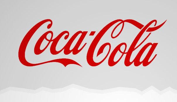 <p>İçecek firması Coca Cola ismini karışımını tatlandıran ‘Coca’ yaprakları ve ‘Kola’ fıstığından alıyor. Kurucusu John S. Pemberton logonun daha iyi gözükmesi için Kola’daki K’yi C’ye çevirdi.</p>