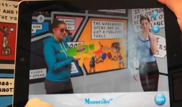 Tableti tutan kişi, uygulamayı açarak arkadaşına odaklanıyor ve bir anda yaz kataloğu bir su tabancasına dönüşüyor. Bundan sonrası tamamen eğlence (Moosejaw, şirket kataloglarını satabilmek için böyle bir taktik seçmiş). 