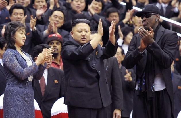 Pyongyang  ile Washington arasındaki ilişkiler ne kadar gergin olsa da, ABD kamuoyunun önemli isimleri düzenledikleri ziyaretlerle Kuzey Kore ile siyasetin dışında  bir ilişki kuruyor. Google’ın yönetim kurulu başkanı Eric Scmidt, Ocak ayında K.Kore’ye gitmişti.