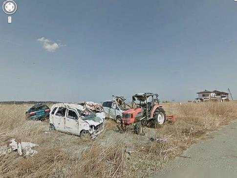 Büyük felaketin üzerinden 2 yıl geçti ancak Namie-machi’ye girmek hala yasak.  Ancak büyüdükleri şehri merak edenler kasabanın ne durumda olduğunu görmek istedi.