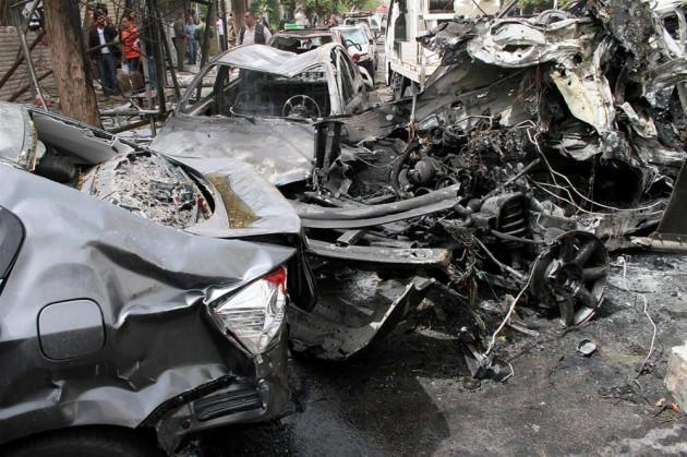 Patlamada 19 kişi &ouml;l&uuml;rken 50'den fazla kişi de yaralandı.