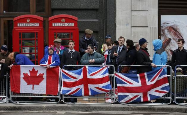 <p>İngiltere'nin geçtiğimiz hafta 87 yaşında vefat eden eski başbakanı Margaret Thatcher'ın cenaze töreni bugün St. Paul Katedrali'nde yapılacak. Türkiye'yi Kültür ve Turizm Bakanı Ömer Çelik'in temsil edeceği cenaze töreni Türkiye saatiyle 15.00'te başlayacak.</p>