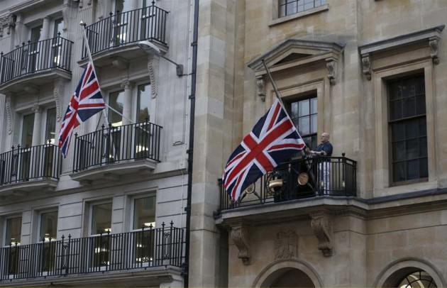 <p>Eski Sovyet lider Mihail Gorbaçov, eski ABD Başkanı Ronald Reagan'ın eşi Nancy Reagan ve Arjantin'in Londra Büyükelçisi Alicia Castro ise davetli oldukları halde törene katılmayacaklar.</p>
