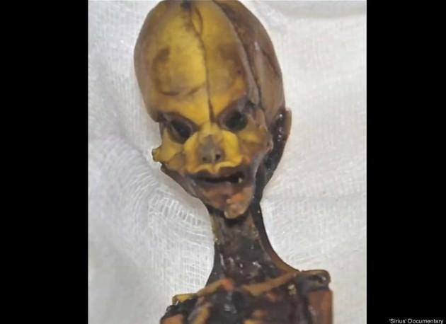 ABD&rsquo;li araştırmacı Steven Greer, 22 Nisan&rsquo;da galası yapılan &lsquo;Sirius&rsquo; adlı belgeselde, uzaylıların varlığını kanıtlayacağını &ouml;ne s&uuml;rm&uuml;şt&uuml;.