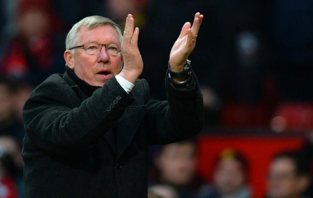 <p>Futbola 16 yaşında Queen's Park ile başlayan Ferguson, forvet oyuncusu olarak 31 maçta 20 gol kaydetti. 1960'ta St. Johnstone'a transfer oldu.</p>