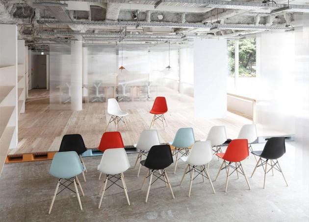 <p>Japon Nosigner firmasıyla anlaşan Mozilla, Tokyo’daki ofisini ‘açık kaynaklı mobilya’ kullanarak inşa etti.</p>