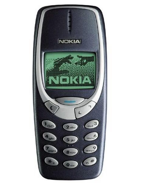 <p><strong>2000: Nokia 3310</strong><br /><span style="line-height: 13pt;">Nokia 3310, o yıllarda sunduğu teknolojik özelliklerle cep telefonu kullanıcıları arasında bir fenomene dönüştü.</span></p>