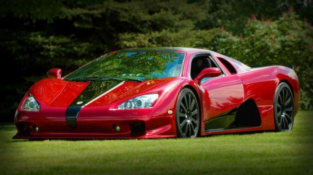<p><span style="line-height: 13pt;">SSC Ultimate Aero</span></p>
<p>Maksimum hızı 439 km/saat</p>