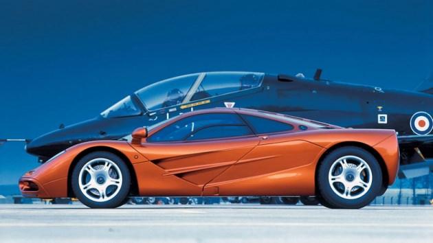 <p>McLaren F1</p>
<p>Maksimum hızı 386 km/saat</p>