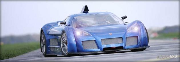 <p>Gumpert Apollo</p>
<p>Maksimum hızı saate 362 km/saat</p>