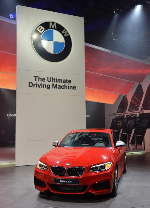 <p>BMW 235i</p>