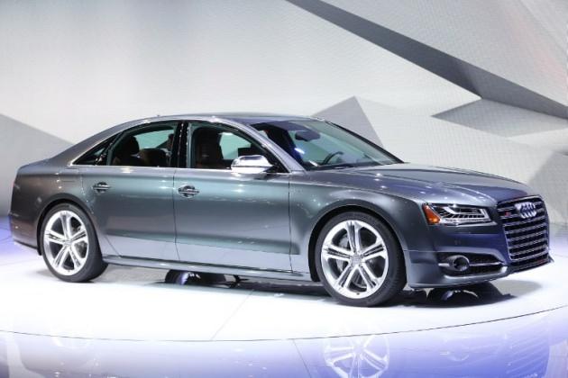 <p>Audi S8 Sedan</p>