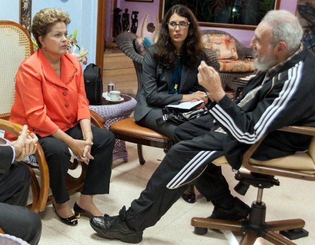 K&uuml;ba'da d&uuml;zenlenen zirve &ouml;ncesi Brezilya ve Arjantin devlet başkanları, Fidel Castro'yu ziyaret etti.