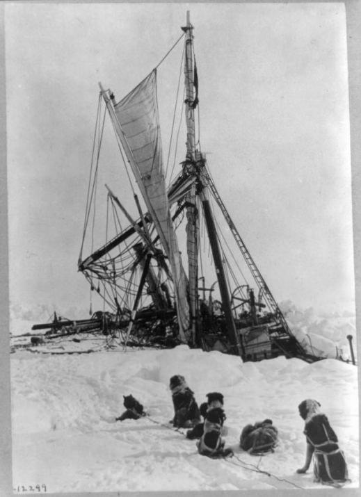 Kutunun içerisinde 21 adet negatif bulunuyordu. Yeni Zelandalı bir fotoğraf uzmanı 100 yıl boyunca Antartika'da buzullarda kalan negatifleri 2013'te titiz bir çalışmayla temizledi.