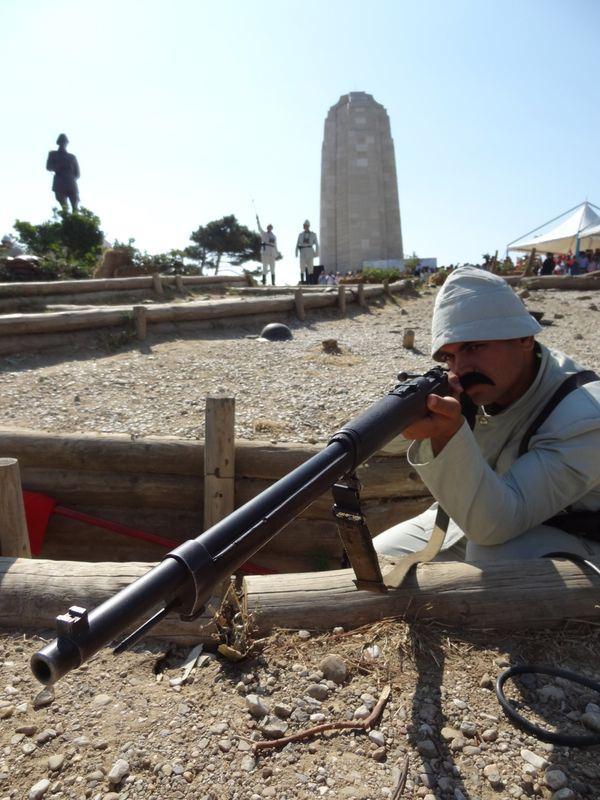 <p>Anafartalar Grup Komutanı Mustafa Kemal öncülüğündeki Türk askerleri, 9-10 Ağustos 1915'te Anafartalar'da önemli bir zafer kazandı.</p>
<p> </p>