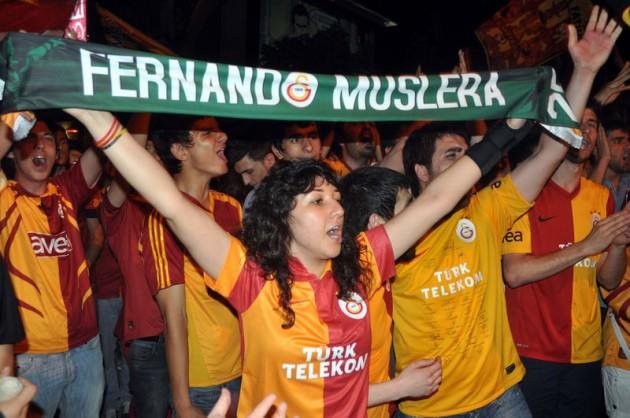 <p>SON DAKİKA: TFF yonetim kurulu bu senede play-off oynatmak icin acil toplantiya girmis!!</p>