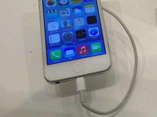 <p>7- Şarja taktığımız telefonun şarj olmaması.</p>