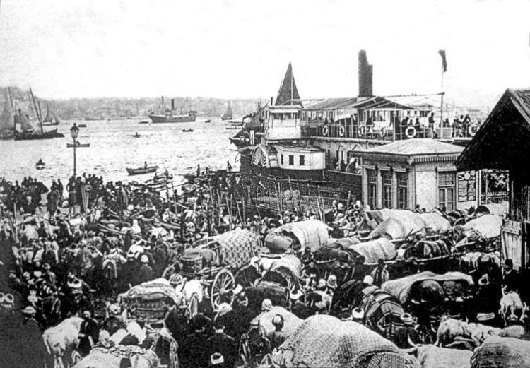 <p>Balkan Savaşı sırasında Eminönü İskelesi. /1912</p>

<p> </p>
