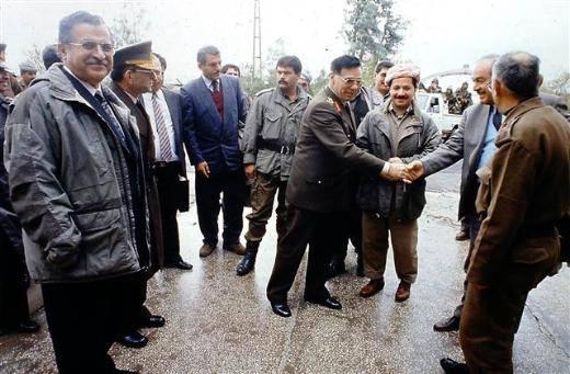 Başbakan Recep Tayyip Erdoğan'ın hafta sonu Diyarbakır'a yapacağı ziyaret sırasında g&ouml;r&uuml;şeceği Kuzey Irak'taki B&ouml;lgesel K&uuml;rt Y&ouml;netimi Başkanı Mesut Barzani, G&uuml;neydoğu Anadolu B&ouml;lgesi'ne 21 yıl &ouml;nce gelirken