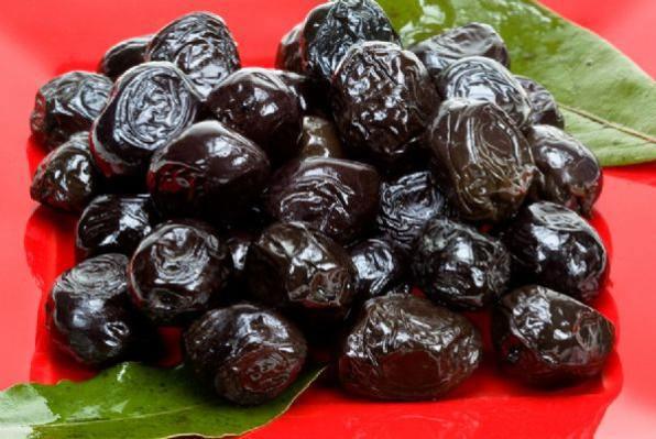 Zeytini karartmak için FE isimli KİMYASAL kullanımı