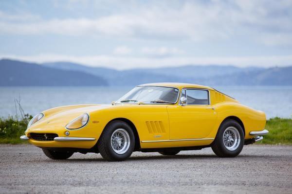 <p><strong>1966 Ferrari 275 GTB Long Nose</strong><br />Tahmini fiyat aralığı 2 milyon dolar ile 2,4 milyon dolar arasında.</p>