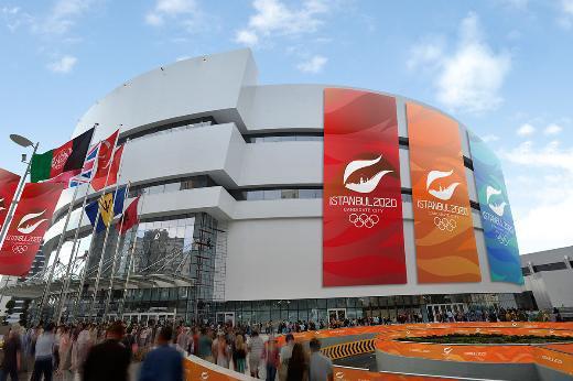 Ataşehir Arena... Anadolu yakasının Batı Ataşehir semtinde yer alan Ülker Sports Arena, Voleybol için önerilen spor tesisi olup, dünya standartlarında bir tesis.