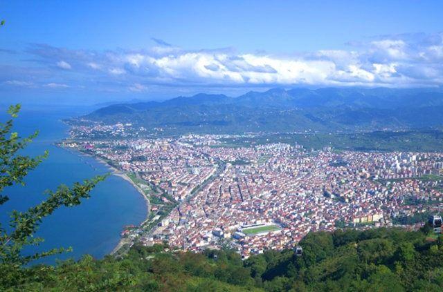 <p><strong>Ordu</strong></p>
<p>2015 nüfusu: 728.949 kişi.</p>
<p>2016 nüfusu: 750.588 kişi.</p>
<p>Değişim(%): 2,96</p>