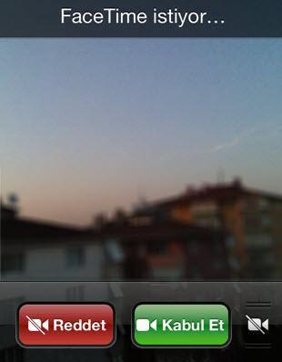 Facetime  Önceki sürümlerde sadece Wi-Fi ile çalışan Facetime, İOS 6 ile birlikte 3G ile de desteklenecek. Öte yandan, 3G üzerinden FaceTime özelliği, sadece iPhone5, iPhone 4S ve Yeni iPad’de olacak.