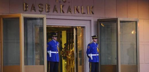 <h2>Başbakanlık Müsteşarı<br /><br />25 YIL 5.470,15<br />26 YIL 5.505,82<br />27 YIL 5.541,49<br />28 YIL 5.577,15<br />29 YIL 5.612,82<br />30 YIL 5.648,49<br />31 YIL 5.684,15<br />32 YIL 5.719,82<br />33 YIL 5.755,48<br />34 YIL 5.791,15<br />35 YIL 5.826,82br> 40 YIL 6.005,15<br />45 YIL 6.183,48<br />50 YIL -<br />25 YIL İKRAMİYE 85.735,98<br />30 YIL İKRAMİYE 102.883,17</h2>