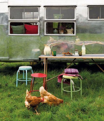 <p>İşte hayallerimizdeki ev diye tabir ettikleri o karavanın inanılmaz değişimi...</p>

<p>&nbsp;</p>
