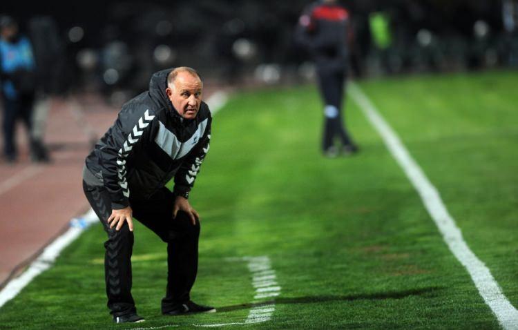 <p>Mesut Bakkal: (Derbi için ne diyorsunuz sorusuna) "Maç iptal olur"</p>