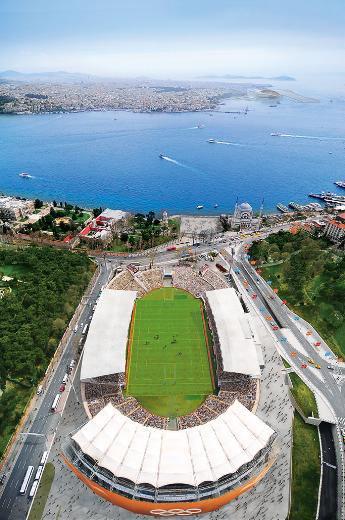 İnönü Stadı... Mevcut İnönü Stadyumu, Boğaz ve hemen önündeki saraya bakan konumuyla muhteşem bir manzaraya sahip. Harbiye Açık Hava Tiyatrosu'nun mevcut açık hava amfitiyatrosunun üstü yeni bir çatı ile örtülecek ve böylece bir kentsel miras olarak kullanımı kolaylaşacak. Tüm bu nitelikler sayesinde stadyum Halter müsabakası yayınında ihtiyaç duyulan sahne aydınlatmaları için ideal bir spor tesisi haline gelecek.