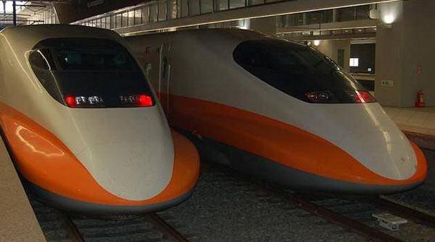 9-Tayvan Yüksek Hızlı Tren: Japon Shinkansen ailesi tarafından üretildi. 5 Ocak 2007 yılında teslim edilen trenlerin hızı da 300 kilometre.