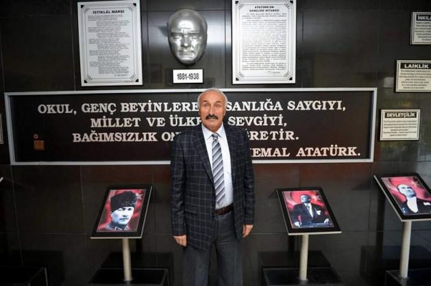 <p>İtiraz dilekçesini inceleyen kurul, Gülkanat'ın "seçilme yeterliliğine sahip olmadığı" gerekçesiyle, AK Parti İlçe Başkanlığı'nca yapılan itirazın oy çokluğuyla kabulüne karar verdi.</p>