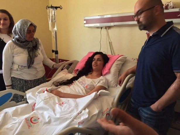<p>Saldırının ardından Gazi Yaşargil Eğitim ve Araştırma Hastanesi'ndeki tedavi sürecinde ilk kez görüntülenen Kaya'nın sağlık durumunun iyi olduğu ve konuşmaya başladığı görüldü.</p>

<p> </p>
