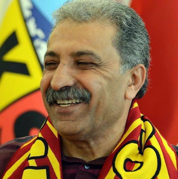 <p>Kayserispor<br />
<br />
Erol Bedir<br />
<br />
Dünyam Hastanesi Sağlık</p>