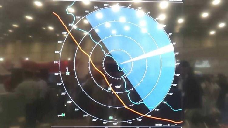 <p> Her iki konfigürasyon da IALA V-128 "Gemi Trafik Hizmetleri Ekipmanı için Operasyonel ve Teknik Gereksinimler" standardı ile uyumlu özellik gösteriyor. Uygulanan katı hal güç yükselteç teknolojisi ve modüler tasarım yaklaşımı sayesinde sistemin faydalı ömrü uzun, bakım süreçleri kısa. </p>
