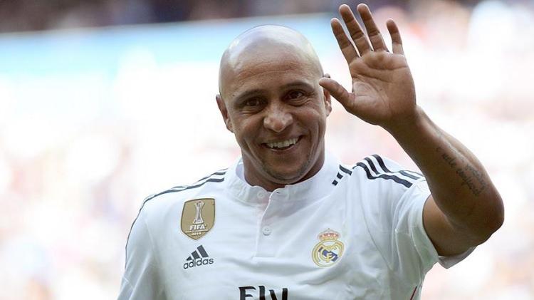<p>Roberto Carlos</p>
