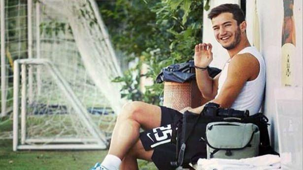 <p>Oğulcan Çağlayan<br />
( Gaziantepspor --------> Kayseri Erciyesspor )</p>

