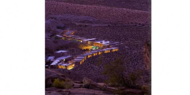 <p>Angelina Jolie-Brad Pitt çifti başta olmak üzere çok sayıda Hollywood starını ağırlayan "Amangiri Resort" otelinin geceliği 7 bin dolar...</p>