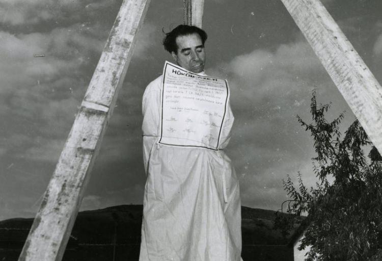 <p>Adnan Menderes</p>
