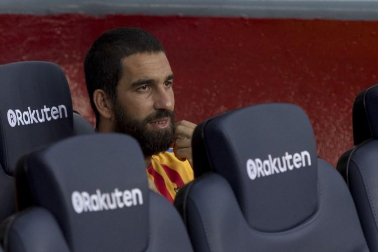 <p>Arda Turan (Dursun Özbek, oyuncunun transferi hakkında çalışmalara devam ettiklerini açıkladı)</p>