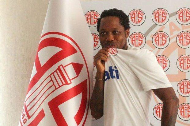 <p>Makoun(Antalyaspor)</p>
