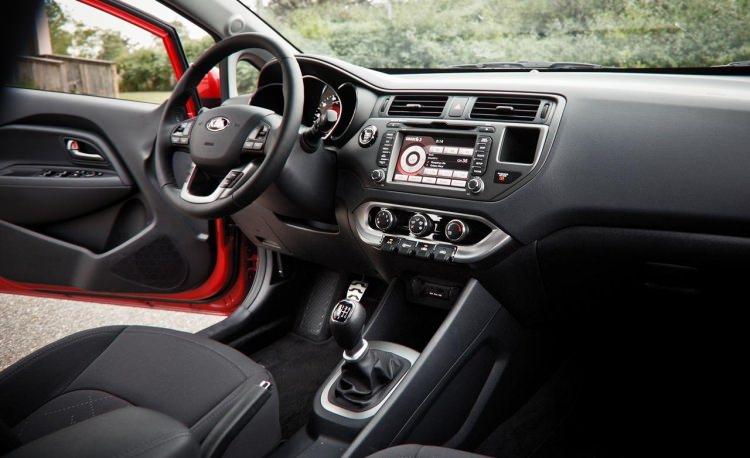 <p>Kia Rio 1.4 Concept : 61.000 TL</p>
