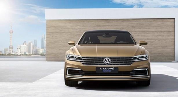 <p>Volkswagen'in Çin pazarına özel tasarladığı otomobili, Şangay Otomobil Fuarı'nda görücüye çıktı. VW C Coupe GTE konsepti yeni bir sportif sedan olarak piyasaya sürülecek.</p>

<p> </p>
