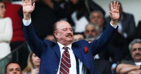 <p>Türk futboluna damga vurmuş Gençlerbirliği'nin efsane başkanı 81 yaşında hayata veda etti. İşte 40 yıldır Ankara ekibinin başında bulanan Cavcav'ın hayat hikayesi...</p>
